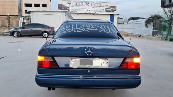 مرسيدس E300 1986 - صورة 4
