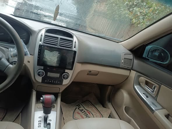 كيا سيراتو 2008 - صورة 1