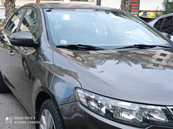 كيا فورتي 2011 - صورة 1