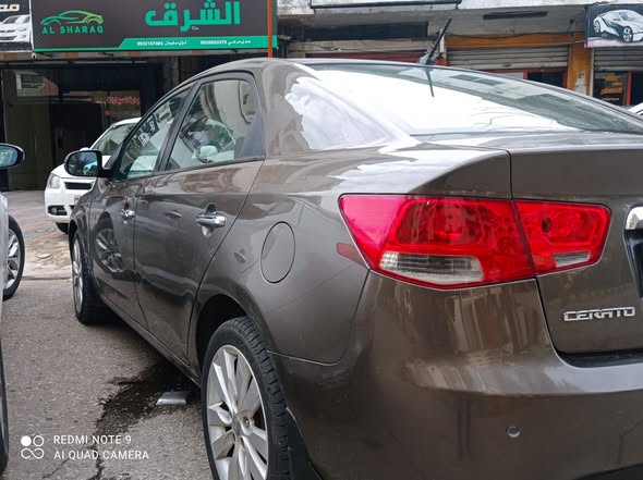 كيا فورتي 2011 - صورة 4