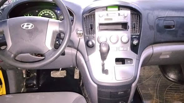 هيونداي اتش 1 2011 - صورة 5