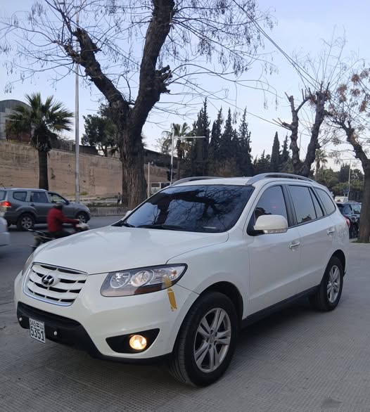 هيونداي سنتافيه 2011 - صورة 3
