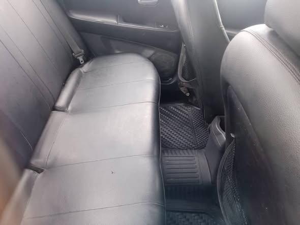 هونداي افانتي 2008 - صورة 4