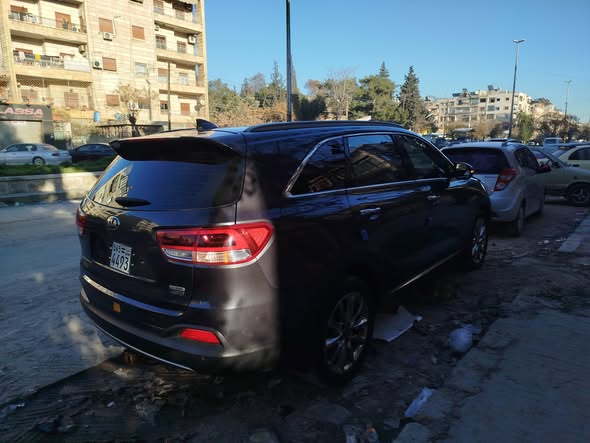 كيا سورينتو 2015 - صورة 2