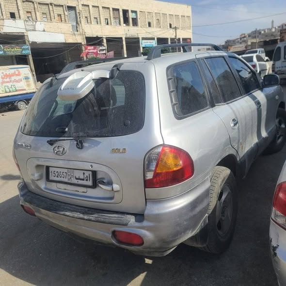 هيونداي سنتافيه 2004 - صورة 3