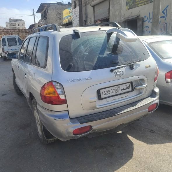 هيونداي سنتافيه 2004 - صورة 4