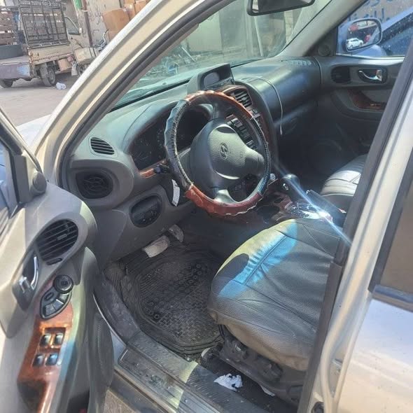 هيونداي سنتافيه 2004 - صورة 5