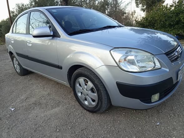 كيا ريو 2010 - صورة 3