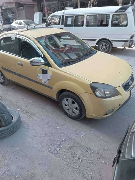 كيا ريو 2011 - صورة 2