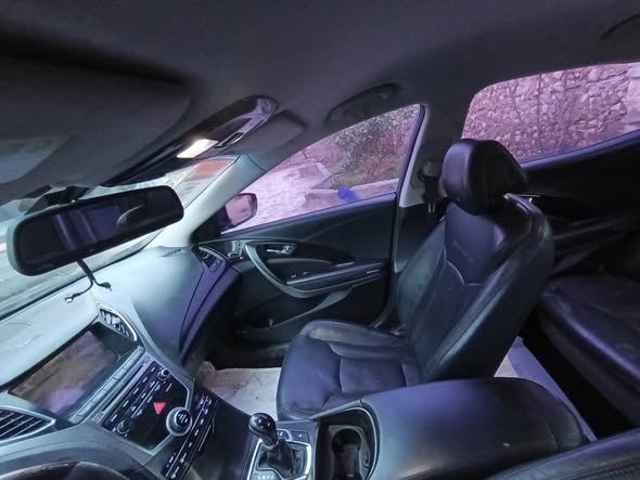 هيونداي ازيرا 2015 - صورة 4