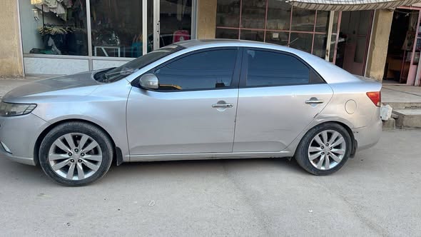 كيا فورتي 2010 - صورة 3