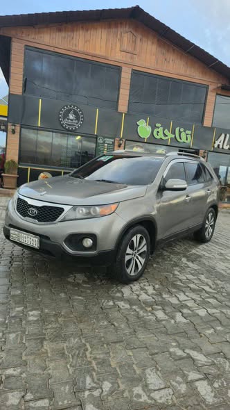 كيا سيرنتو 2010 - صورة 4