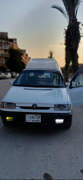 سكودا بيكاب 1996 - صورة 1