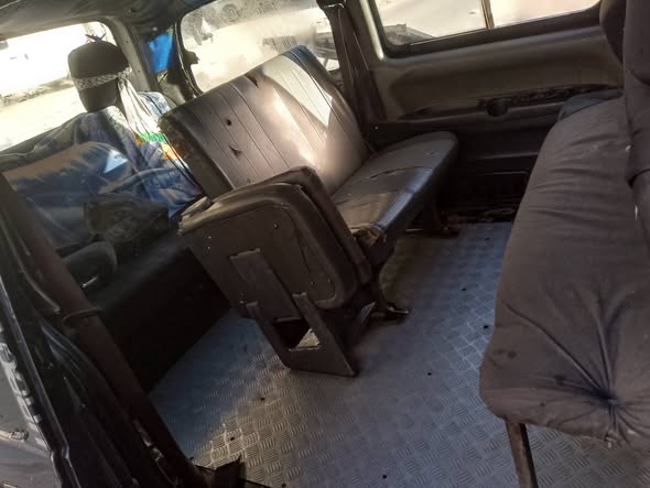 هيونداي ستاركس 2005 - صورة 4