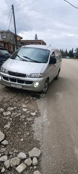 HYUNDAI ستاريكس 1999 - صورة 5