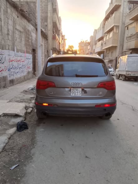 أودي Q7 2011 - صورة 1