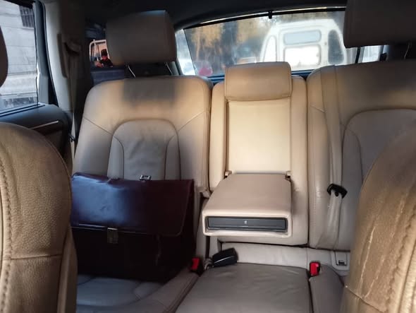 أودي Q7 2011 - صورة 4