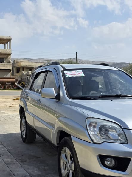 كيا سبورتاج 2010 - صورة 4