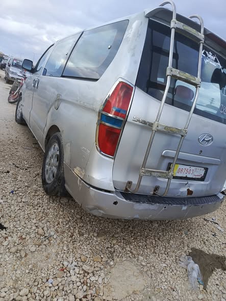 هيونداي جراند ستا ريكس 2008 - صورة 4