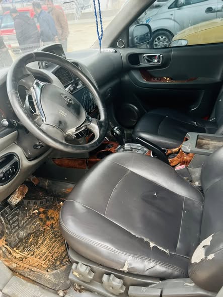 هيونداي سانتافي 2003 - صورة 2