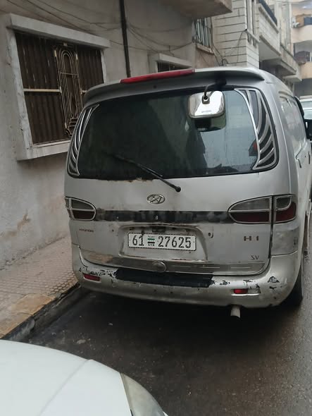 هيونداي ستاريكس 2001 - صورة 3