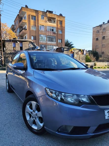 كيا فورتي 2010 - صورة 2