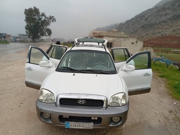 هيونداي سانتافي 2004 - صورة 1