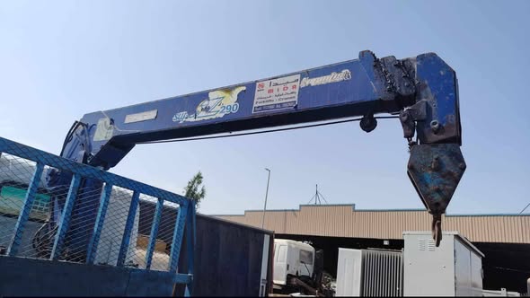 ميتسوبيشي دينه 2008 - صورة 3