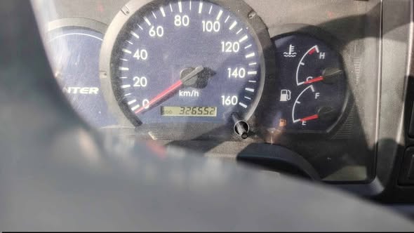 ميتسوبيشي دينه 2008 - صورة 5