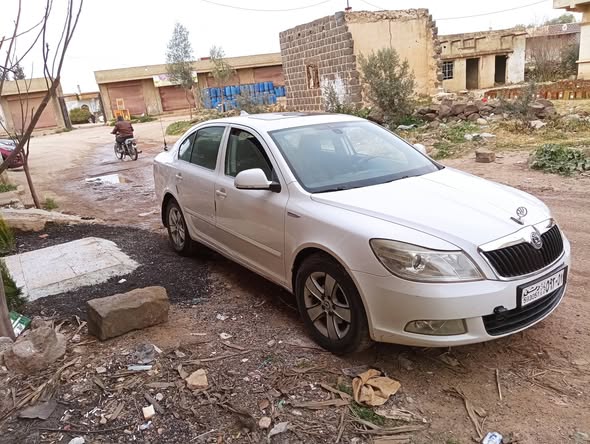 سكودا اوكتافيا 2010 - صورة 2