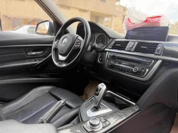 بي ام دبليو i328 2013 - صورة 2