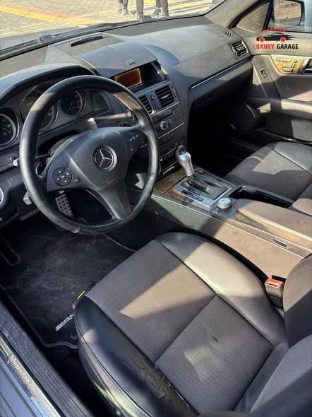 مرسيدس C250 2010 - صورة 2