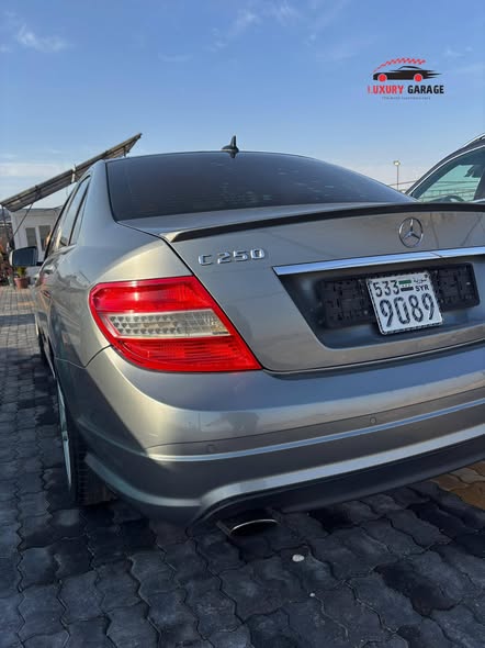 مرسيدس C250 2010 - صورة 3