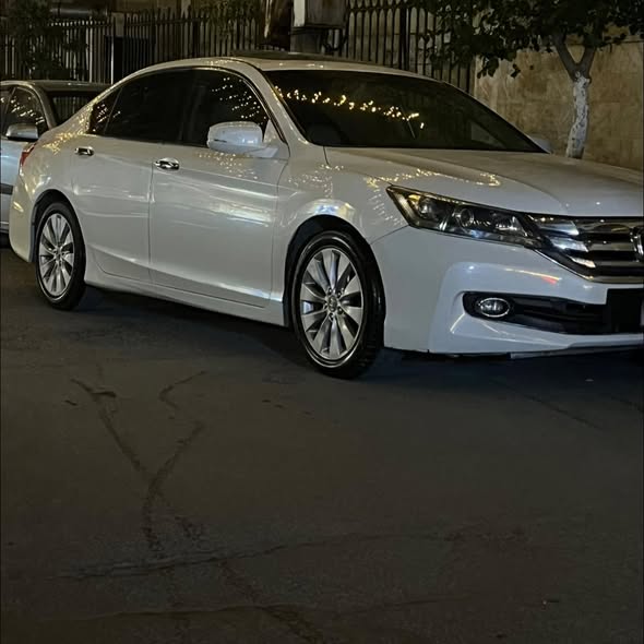 هوندا اكورد 2015 - صورة 1