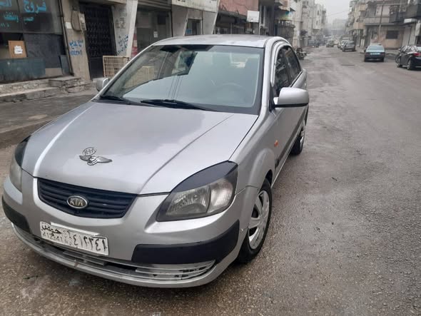 كيا ريو 2008 - صورة 1