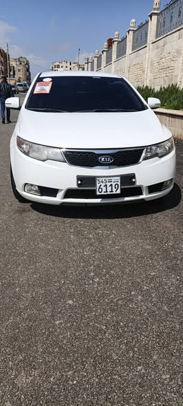 كيا فورتي 2012 - صورة 1