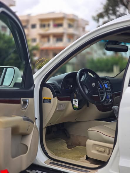 هيونداي سنتافيه 2009 - صورة 5