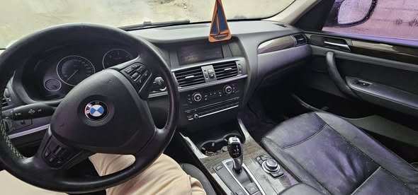 بي إم دبليو إكس 3 2012 - صورة 2