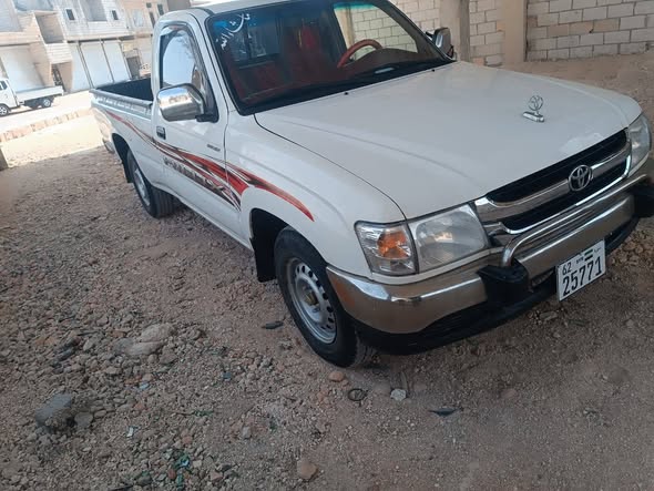 تويوتا Hilux 2004 - صورة 3