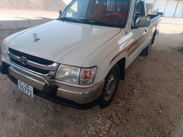 تويوتا Hilux 2004 - صورة 5