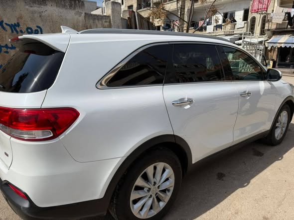 كيا سيرنتو 2017 - صورة 2