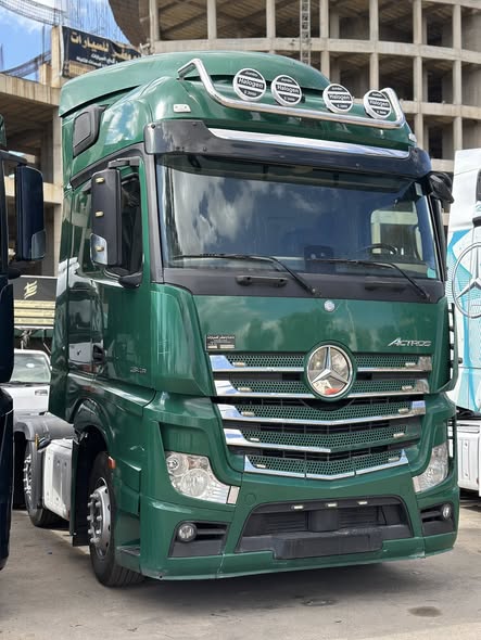 مرسيدس بنز اكتروس 2017 - صورة 3