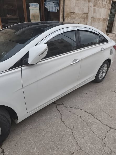 هونداي سوناتا 2012 - صورة 2