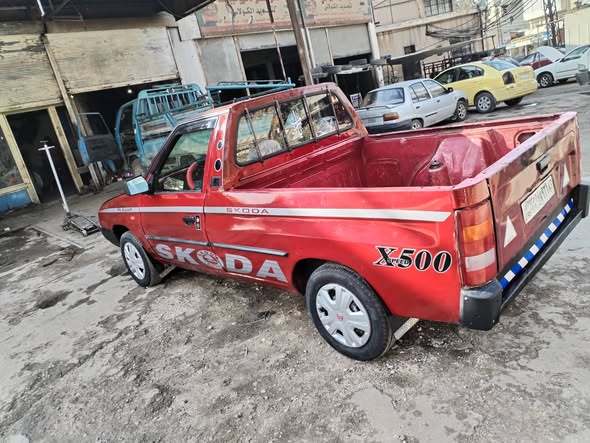 سكودا Pickup 1995 - صورة 3