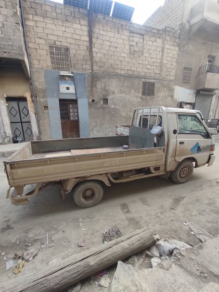 هيونداي H100 2001 - صورة 3