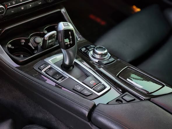 BMW 535i 2013 - صورة 5