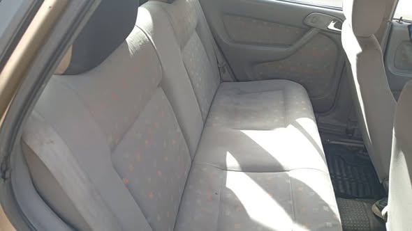 فولكس غول 2002 - صورة 4