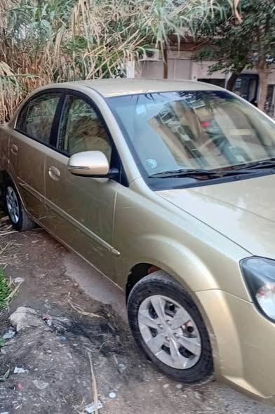 كيا ريو 2011 - صورة 2