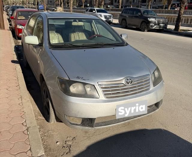 تويوتا كورولا 2006 - صورة 1