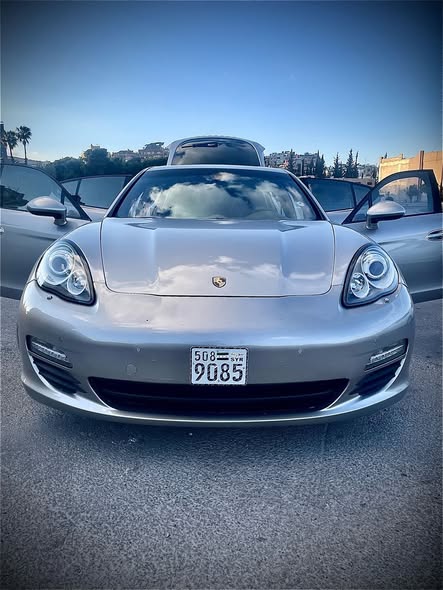 بورش باناميرا S 2012 - صورة 2